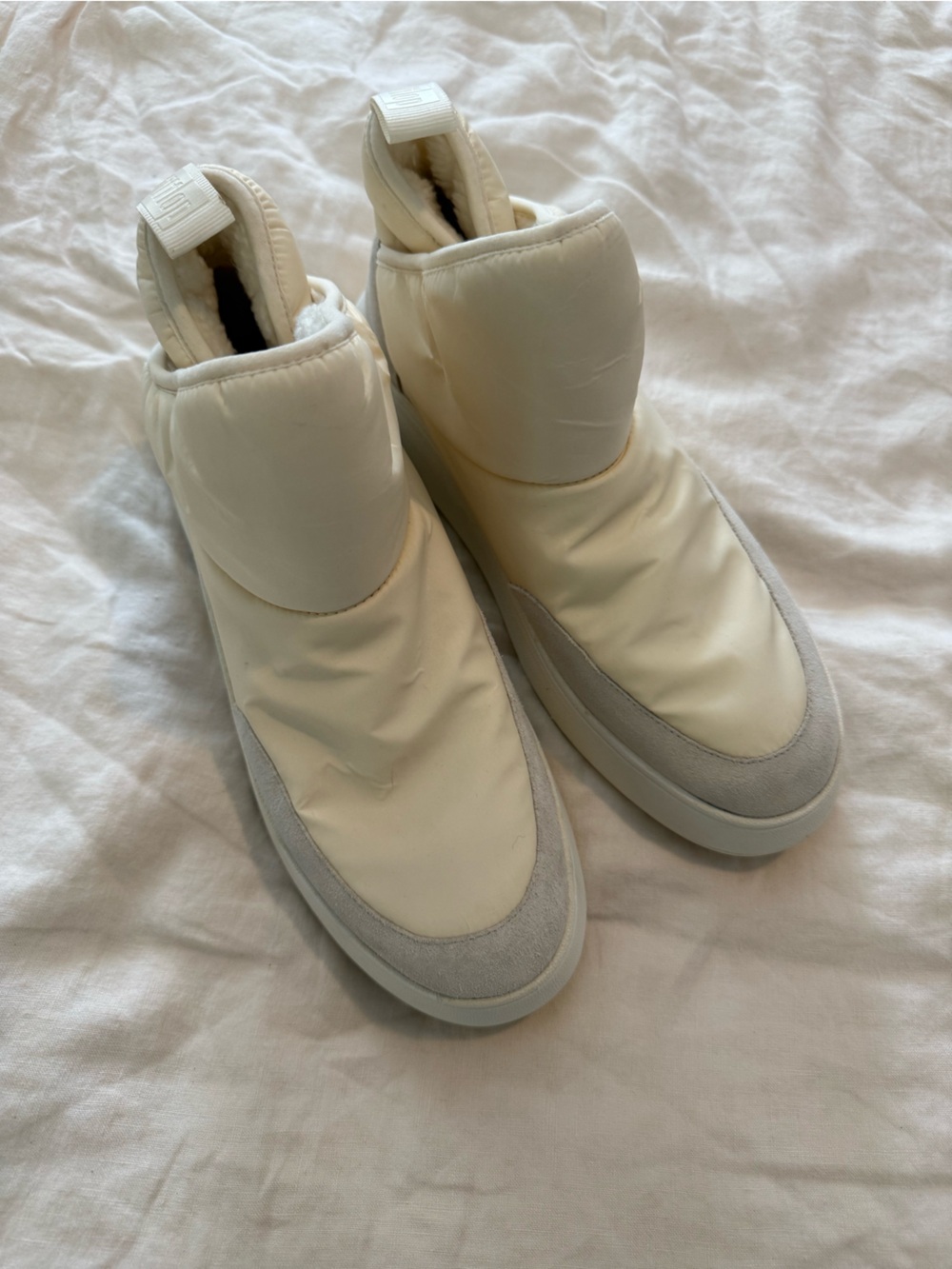 Fitflop Cream -Lined F-Mode Boots EUC 1213